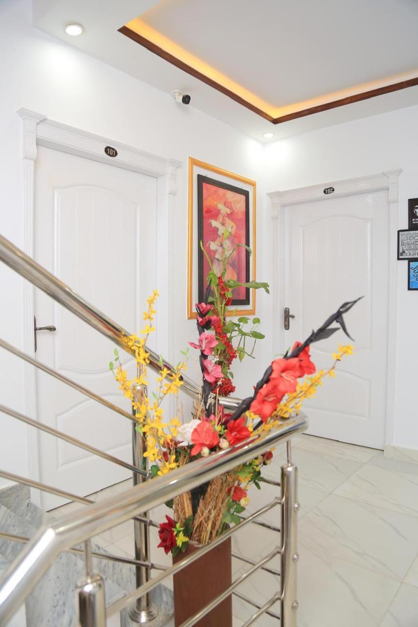 Moven Inn Hotel איסלמאבד מראה חיצוני תמונה