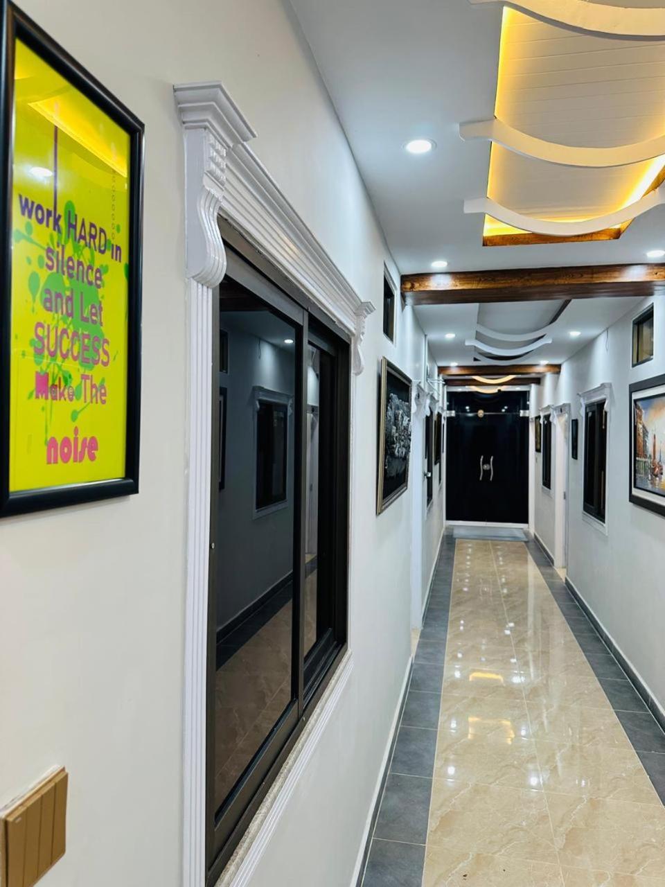 Moven Inn Hotel איסלמאבד מראה חיצוני תמונה