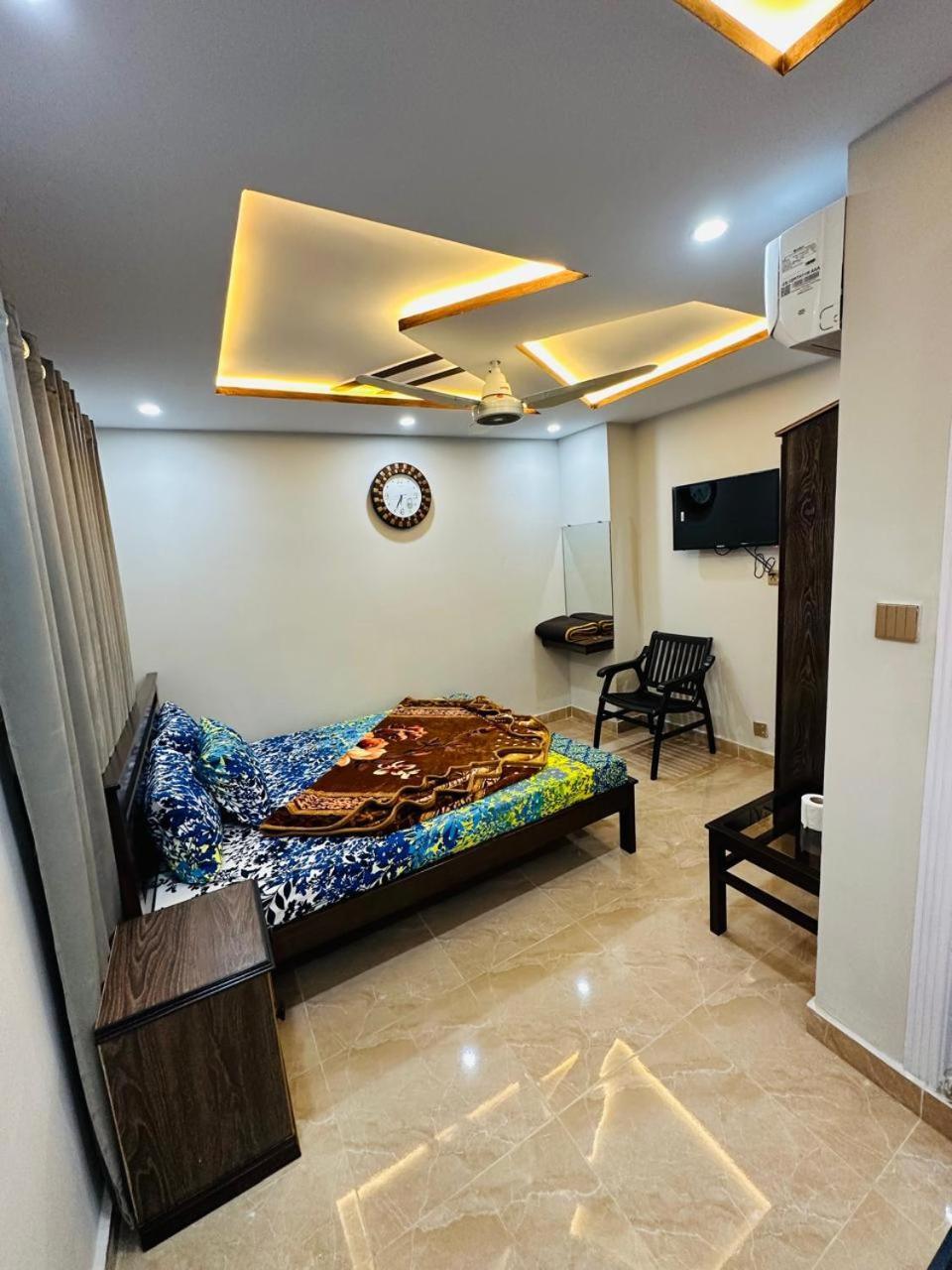 Moven Inn Hotel איסלמאבד מראה חיצוני תמונה